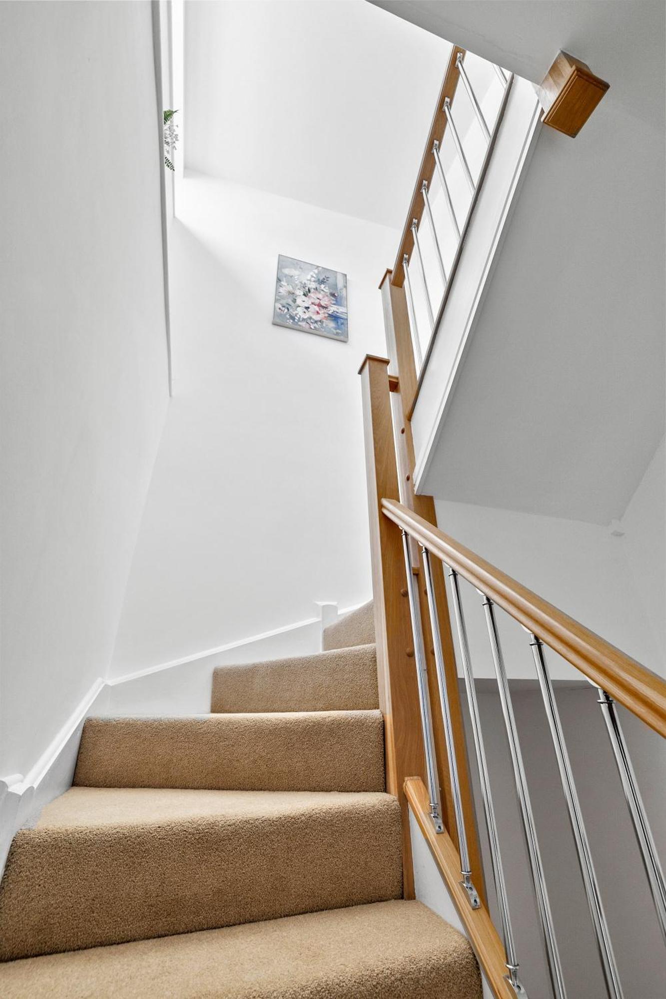 Spacious House By Quay - Sleeps 7 - Free Parking Holiday home