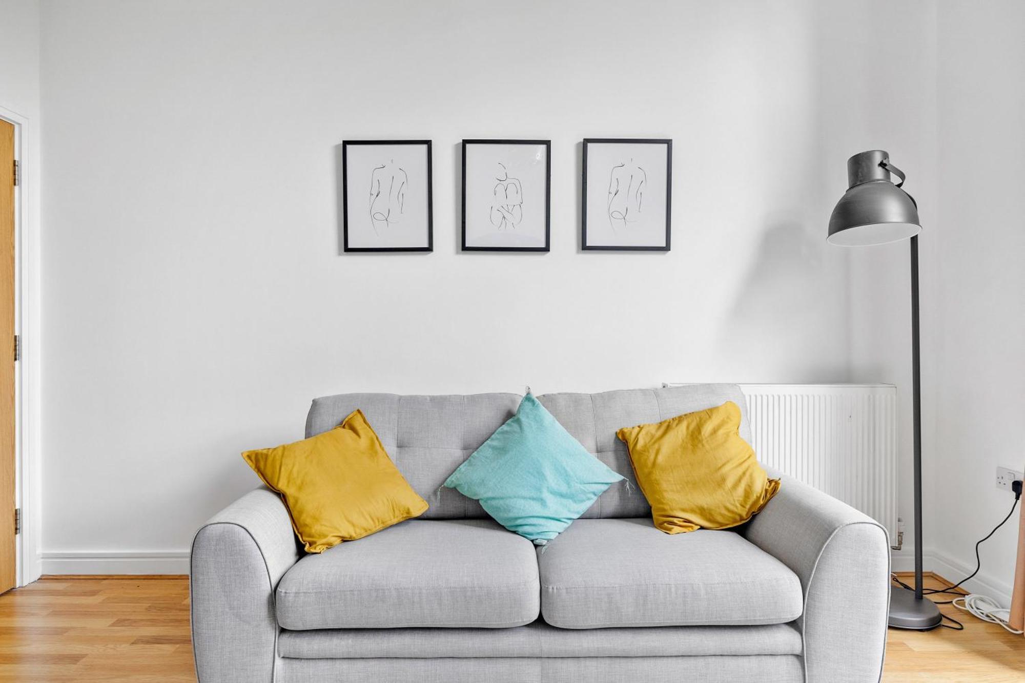 Spacious House By Quay - Sleeps 7 - Free Parking * Plymouth
